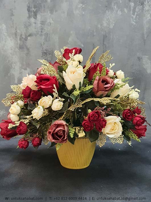 Bunga Artificial Rustic Merah