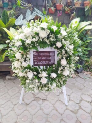 Krans Bunga Kediri 01