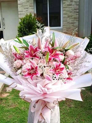 Gorgeous Lilies and Rose