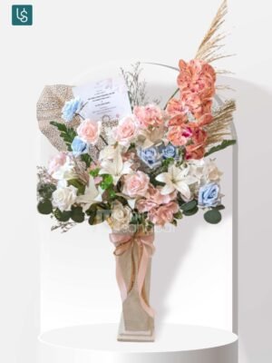 Standing Vase Jambi 1